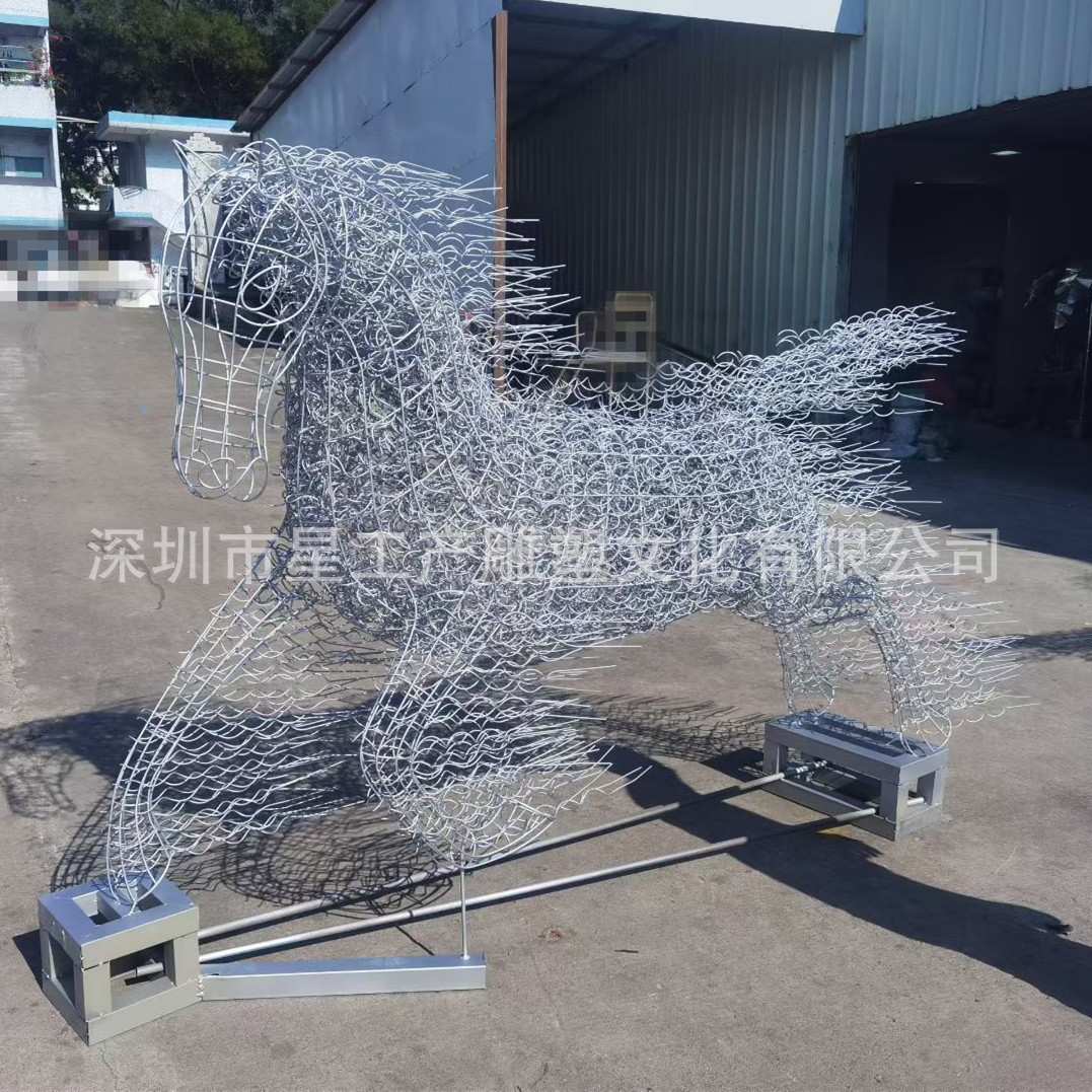 不锈钢镂空马雕塑铁艺网格动物摆件户外园林景观艺术装置厂家定制图片