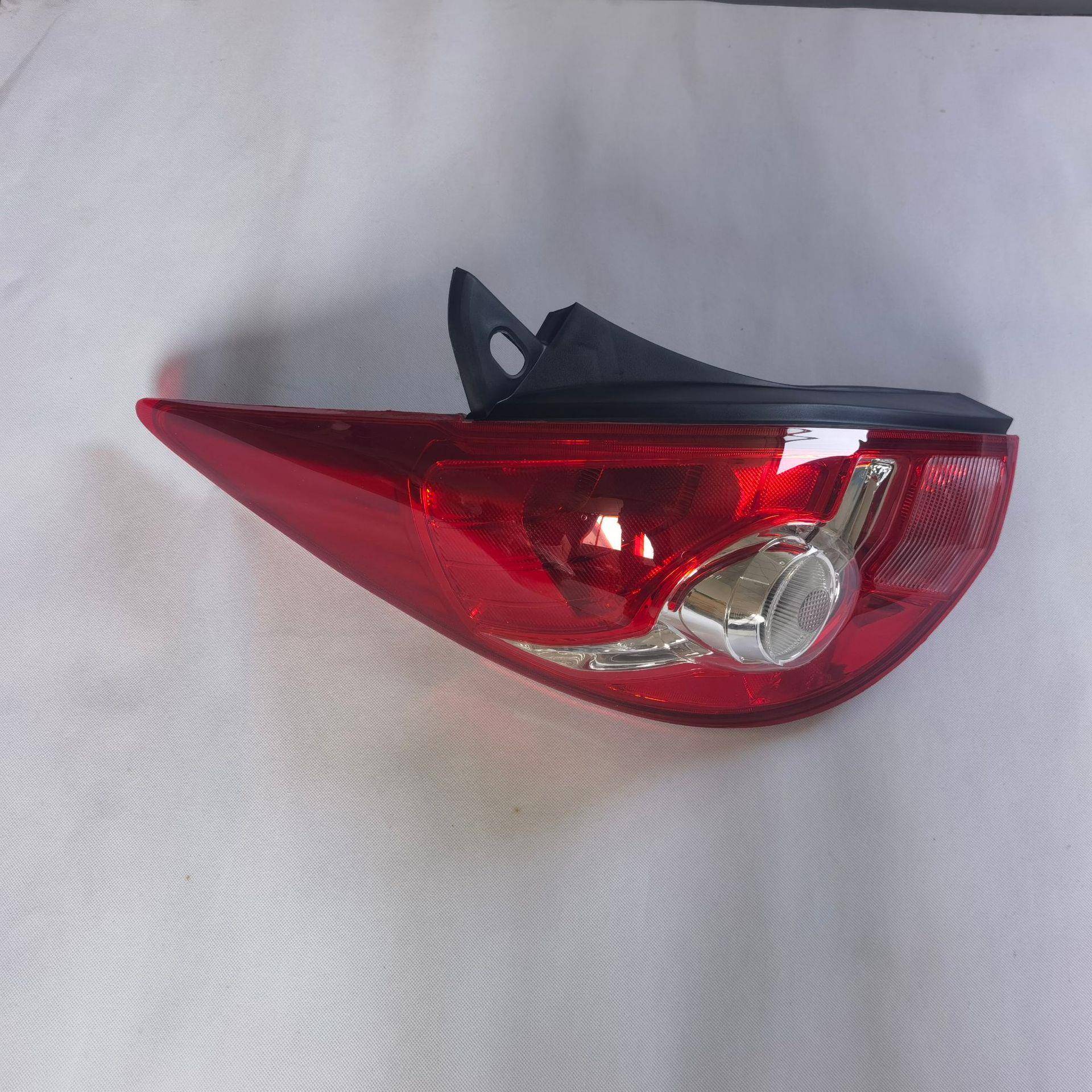 适用于骐达080910款后尾灯后大灯转向灯刹车灯警示灯