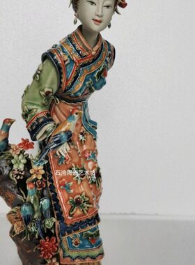 石湾陶瓷公仔美女仕女手工摆件客厅家居简约创意古典仕女一鸣惊人