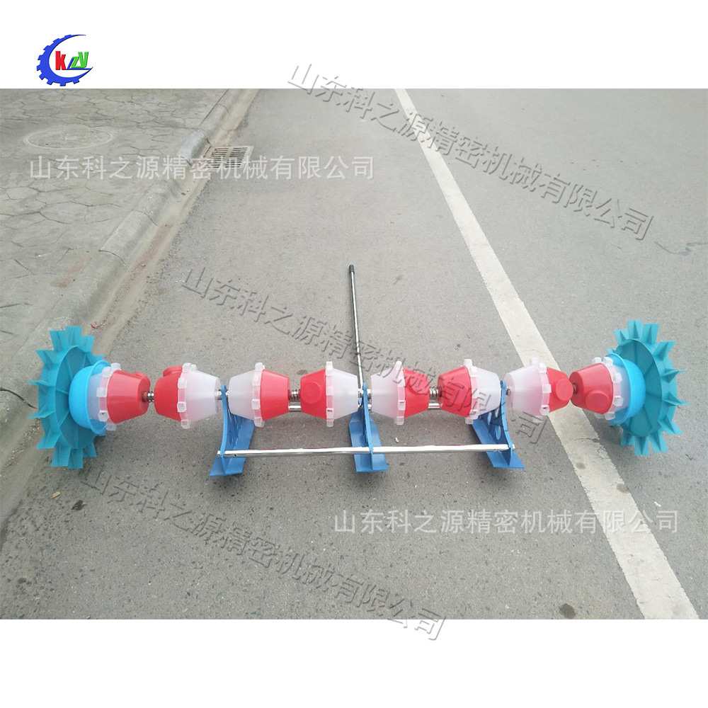 承包地块水稻点播机 手拉式水稻播种器 小型单人作业稻种直播机