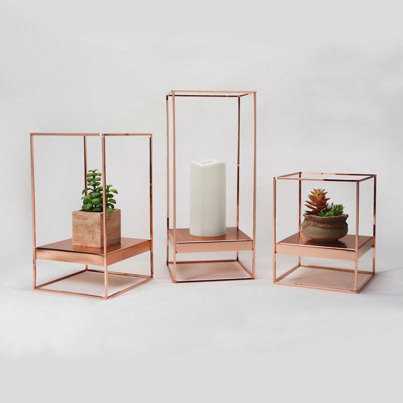 金属电镀玫瑰金魔方框架摆件酒店花器架子摆件花球架子跨境