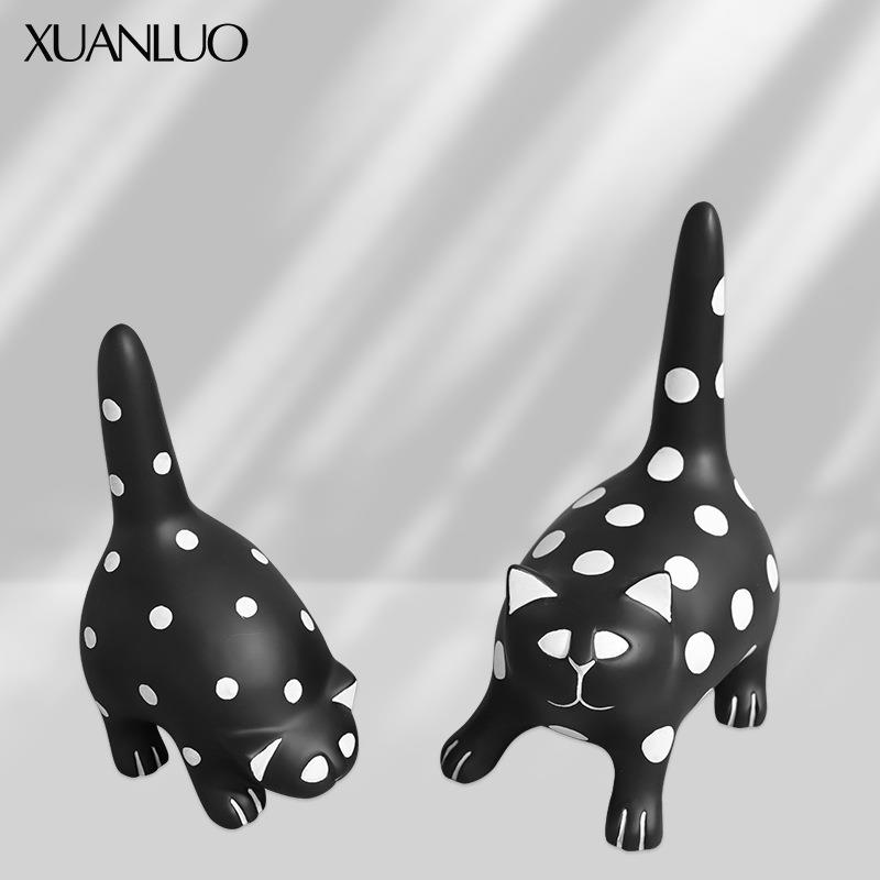 北欧轻奢可爱猫咪树脂摆件家居饰品客厅样板房儿童房动物软装饰品