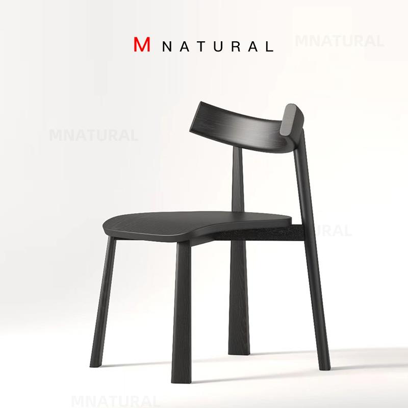 北欧实木餐椅家用中古风复古黑色餐桌椅意式极简设计师白蜡木椅子