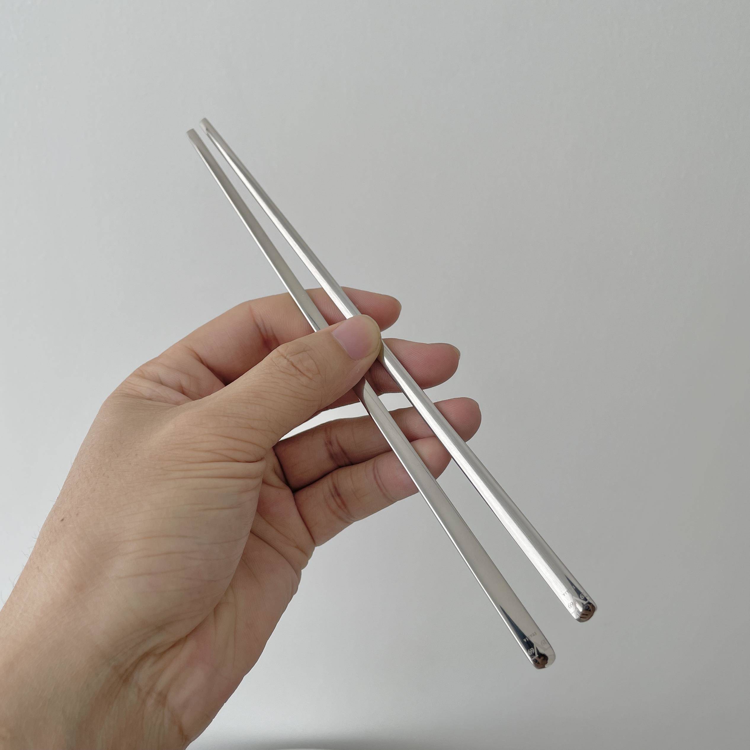 韩国实心304不锈钢扁筷子5双家用防霉防滑筷韩式扁形餐具套装