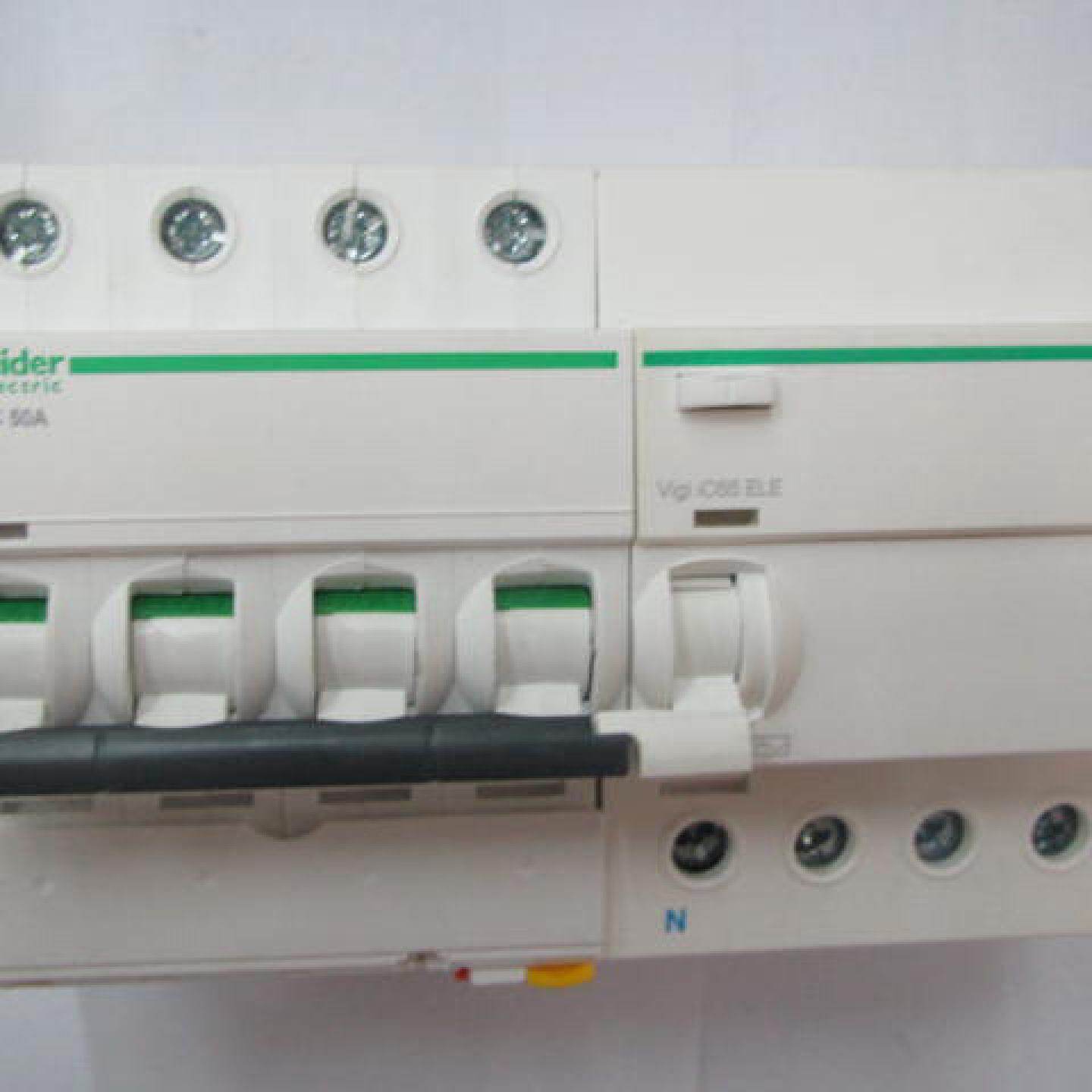 议价原装正品iC65N 4P C50A 30mA施耐德剩余电流动作保护小型漏电