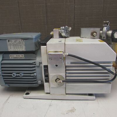 LEYBOLD TI16B ROTARY VACUUM PUMP NICE USED TAKEOUT MAKE OFFE