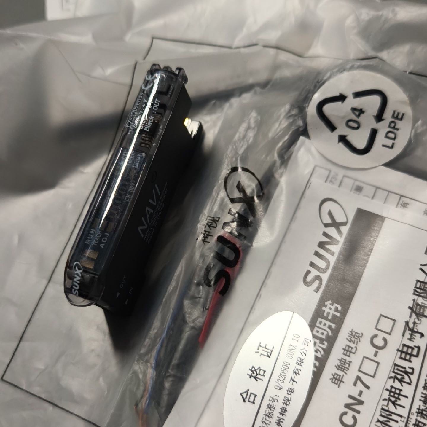 SUNX神视 FX-301光纤放大器--议价商品