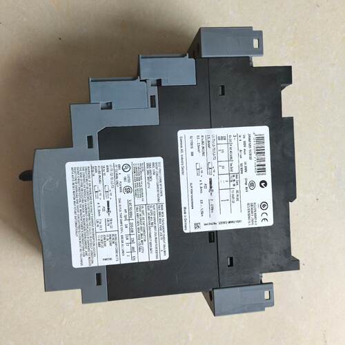 (议)软启动3RA61201CB32一个成色如图
