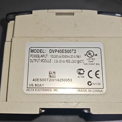 台达PLC DVP40ES00T2，成色如图，通电如图，不包--议价商品