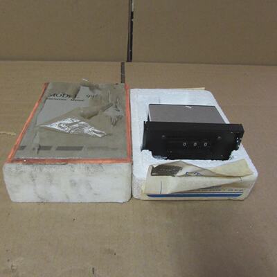 CINCINNATI 99530 DIGITSWITCH COUNTER  TOTALIZER NOS MAKE OFF