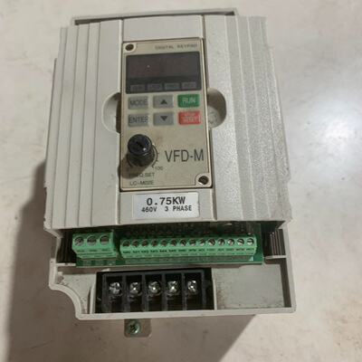 【询价】台达 VFD007M43B 实物图，0.75KW，380适用