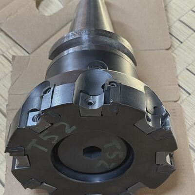 BIG DAISHOWA BT50FMA50.875 TUNGALOY TSP4006R Face Mill Cutte