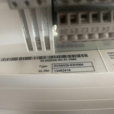 议价伦茨变频器EVS9325-ESV004 9323-ESV004 9324 EVF9327-EVV004