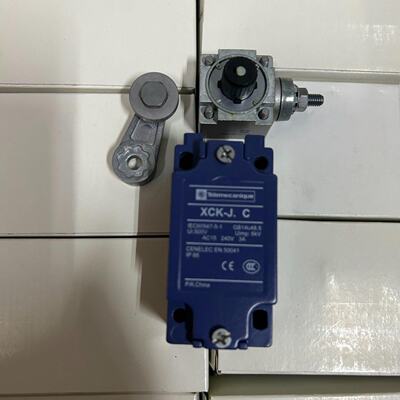 施耐德行程开关XCKJ10513C议价