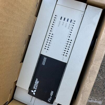 三菱FX3U48MTESA全新原装正品项目剩余一台