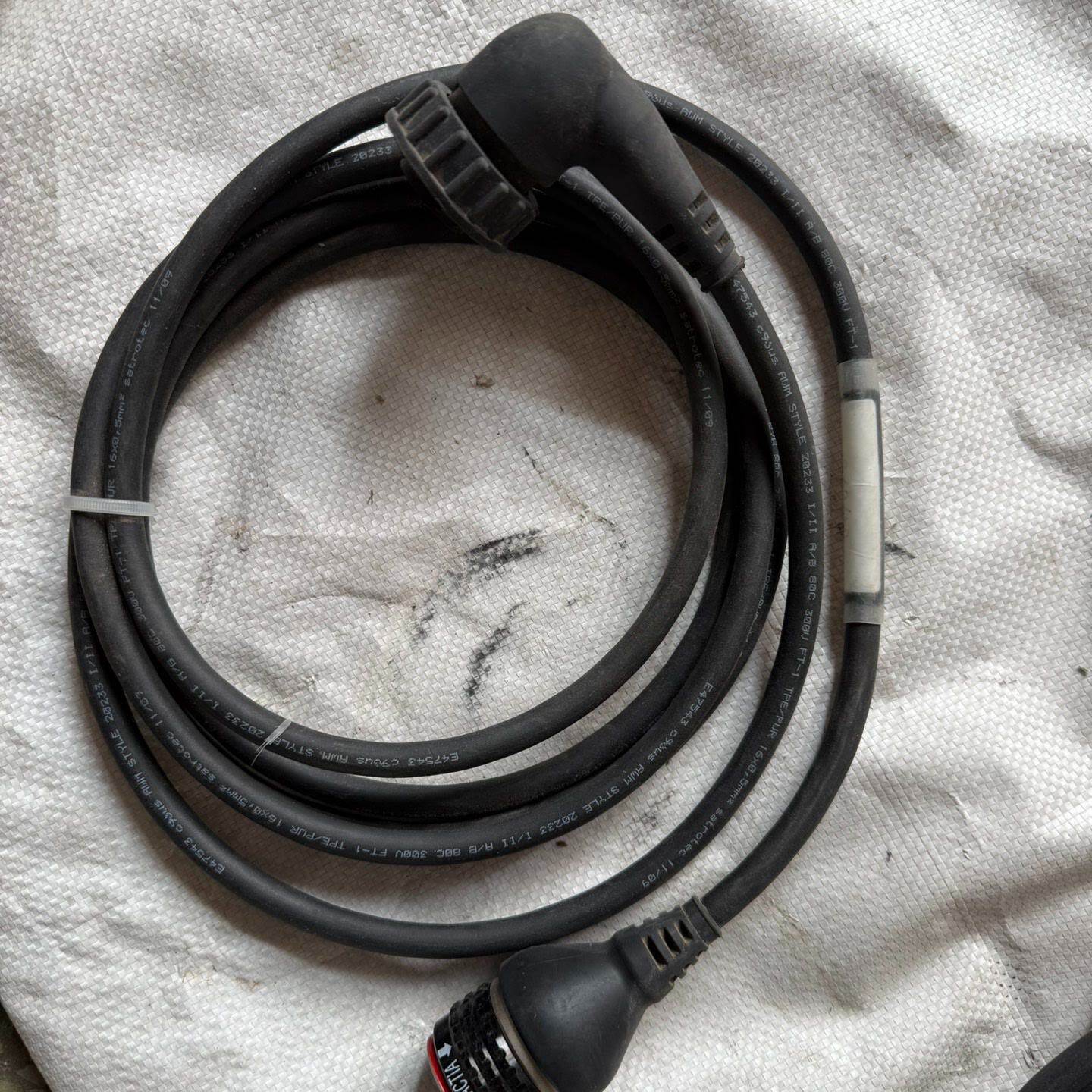 奔驰C4诊断仪检测线型号65112420996511--议价商品