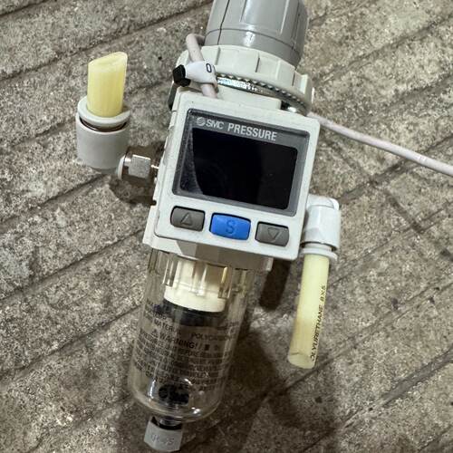 SMC过滤调压阀带数显表AW2001BAISE30A-议价