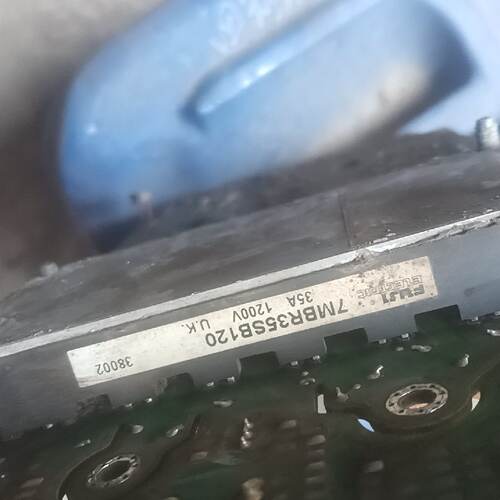 (议)800变频器RINT5311C驱动主板一起8个有
