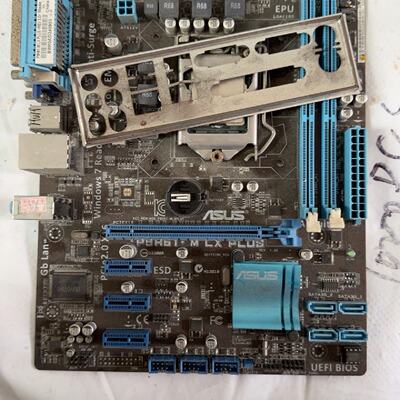 30片华硕p8h61mlx3plusr2.0主板拆议价及维修！