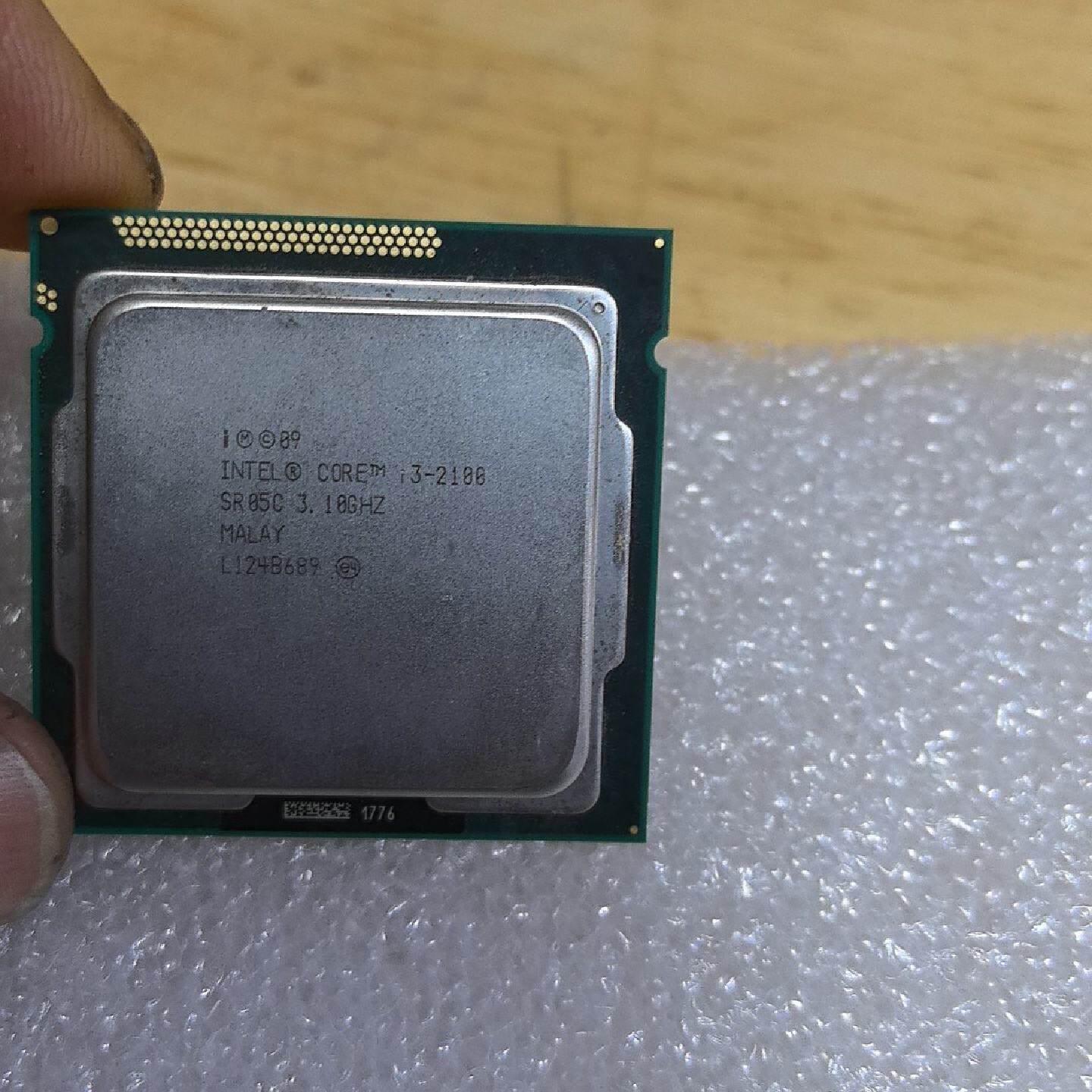 这是英特尔Intel酷睿i32100处理器属于第二代--议价商品