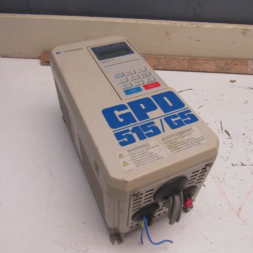 YASKAWA GPD515G5 MODELNB194181A SPEC40P71F 460V 3.4A XLNT US