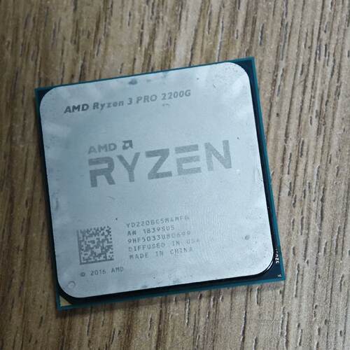 询》2片锐龙r32200g带核显正常使用没毛病的单片