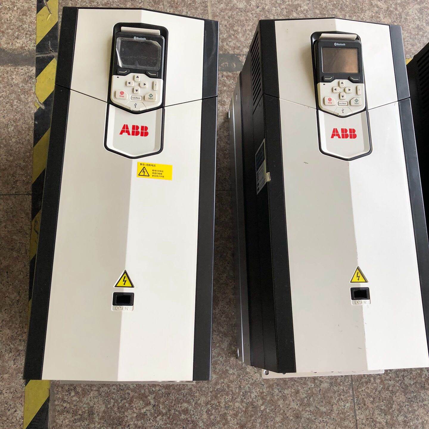 【询价】ACS880-01-145A-3 变频器75KW 95适用