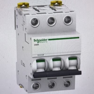 议价新款施耐德iC60H 3P B20A B16A断路器A9F88316原装A9F88320