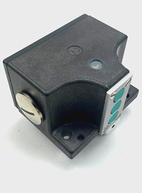 EUCHNER SN03 X12 777L 030795