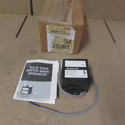 HONEYWELLQ652B1014气体固态INGITOR220伏60小时16千伏全新带盒优
