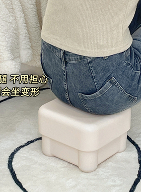 可爱方形小凳子家用儿童小板凳客厅门口换鞋凳防滑厚实拆快递坐凳