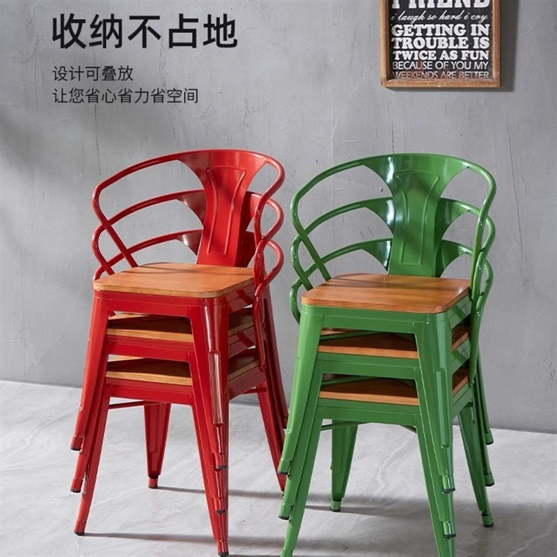 餐饮铁艺实木餐桌椅组合工业风餐厅酒吧烧烤轻奢桌椅店用一桌二椅
