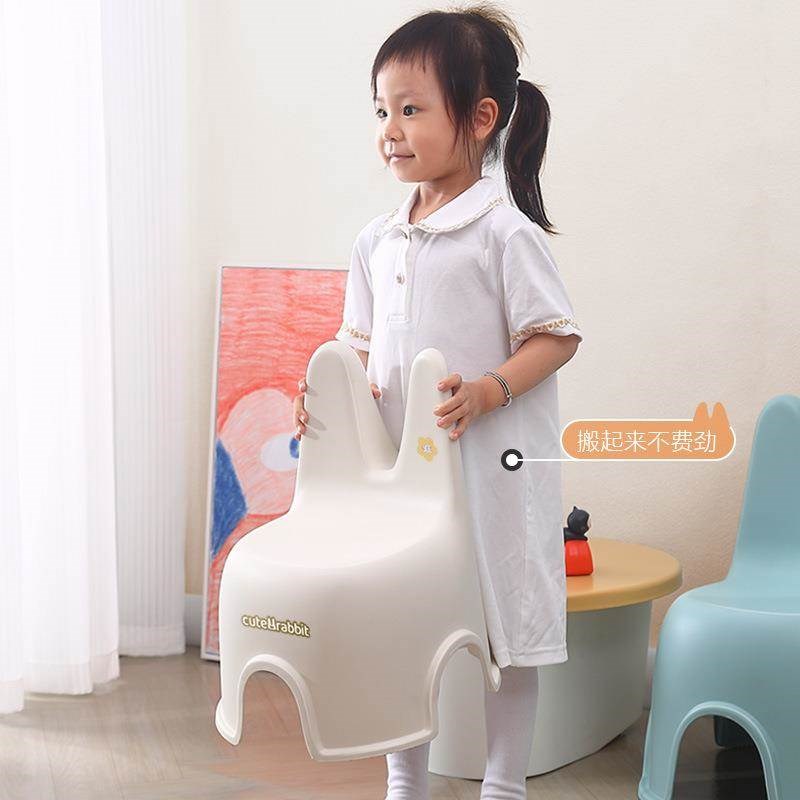儿童小凳子塑料可爱兔子凳宝宝卡通靠背椅幼儿园家用叠加小椅子