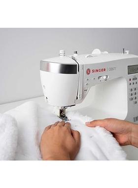 CE677家用电子缝纫机大功率台式小型吃厚锁边