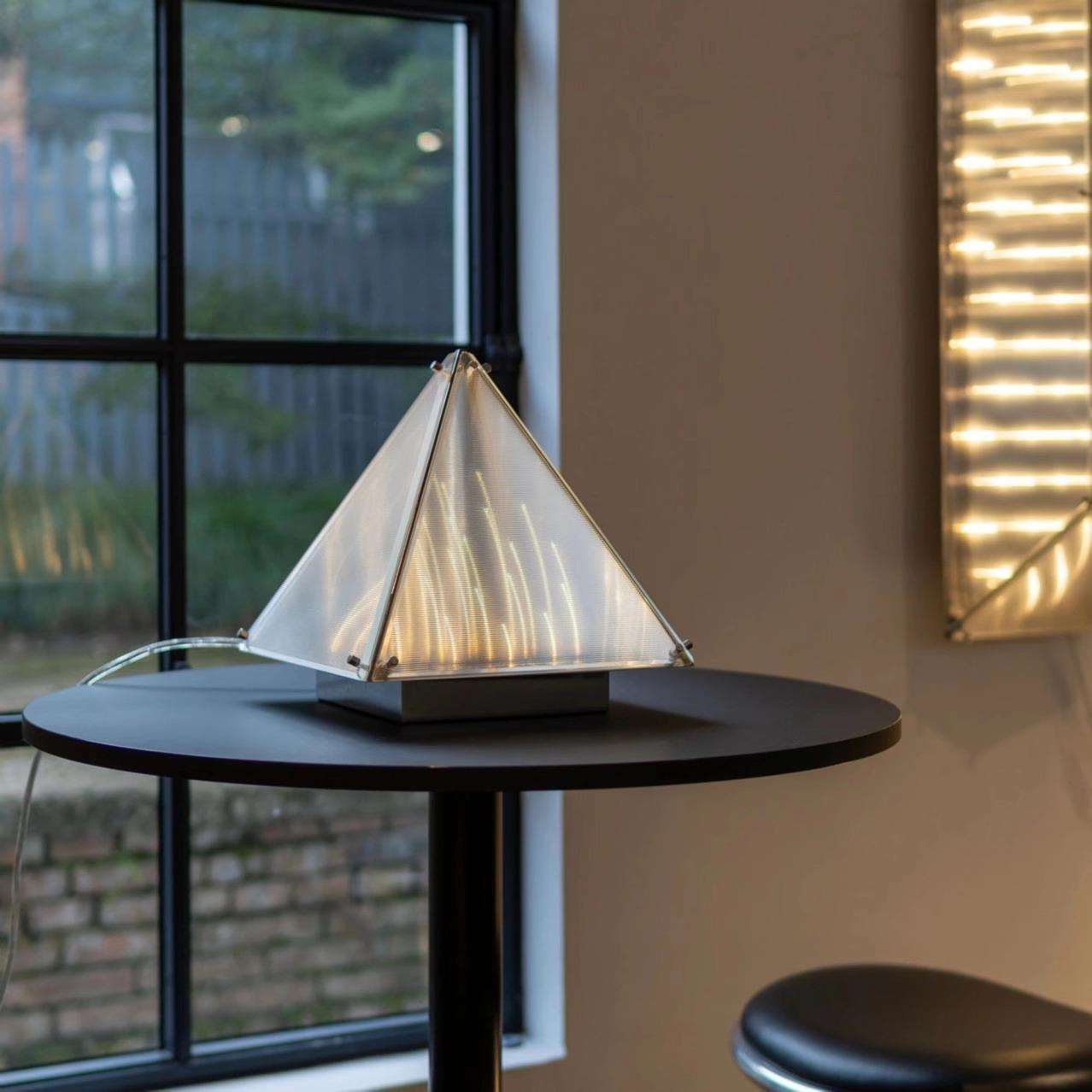 SingChan现代简约设计Fragment陈星宇台灯卧室床头装饰艺术落地灯