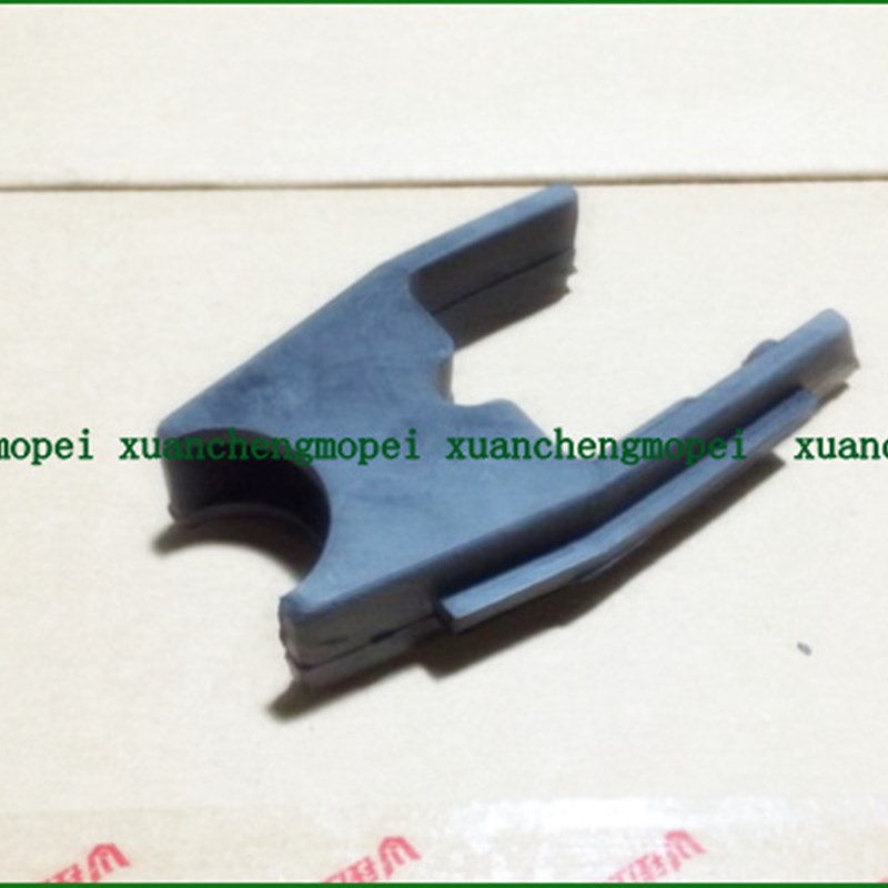 五羊QJ125-F/6B/7A/QJ150-H18A/5C链条缓冲胶防护块橡胶