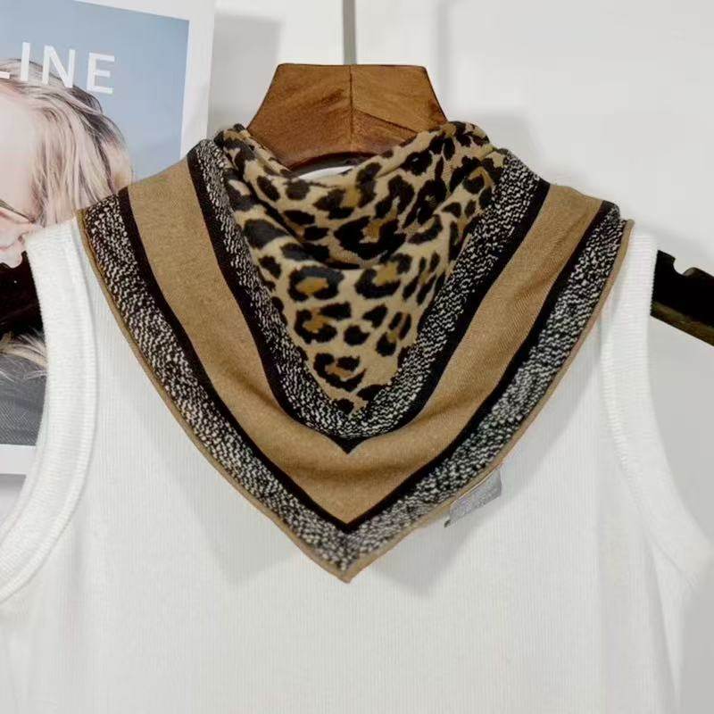 桑蚕丝羊毛【经典豹纹】60丝毛方巾双面百搭女士气质丝巾K316