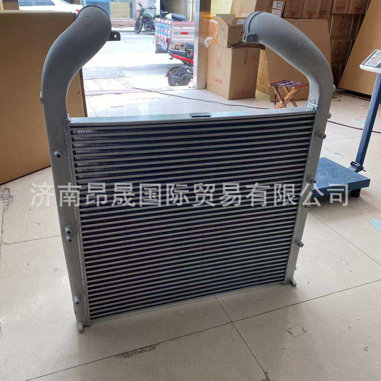 重汽豪沃T7H 汕德卡C7H C9H TX 配件 WG9925530137 大中冷器总成