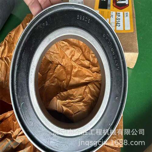 222- 6L926推土机平衡梁总成D8R D8T DNEWF D8卡8特推土机平衡杆