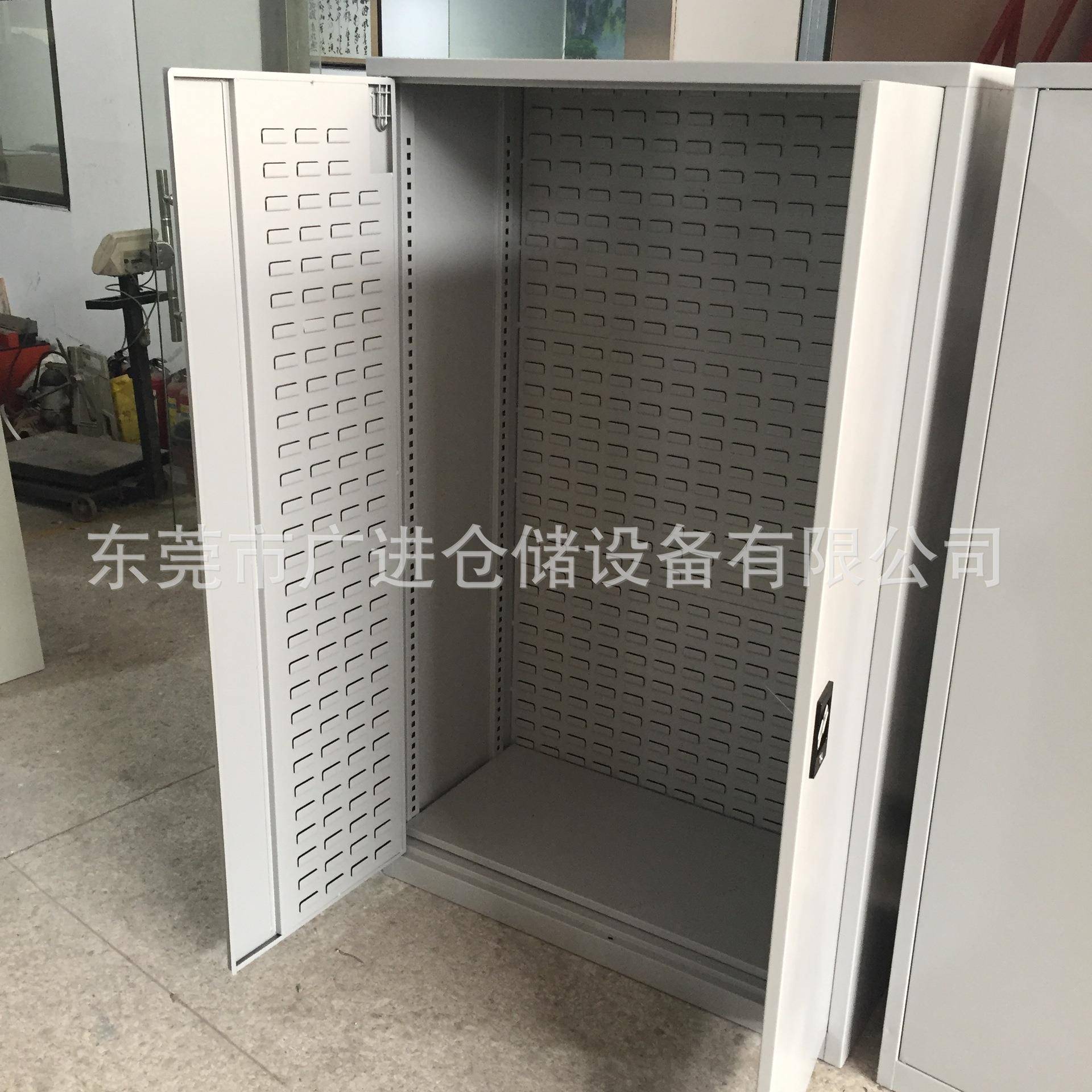 供应双开门带方孔百叶挂板加厚储物柜铁皮双开门工具储物柜