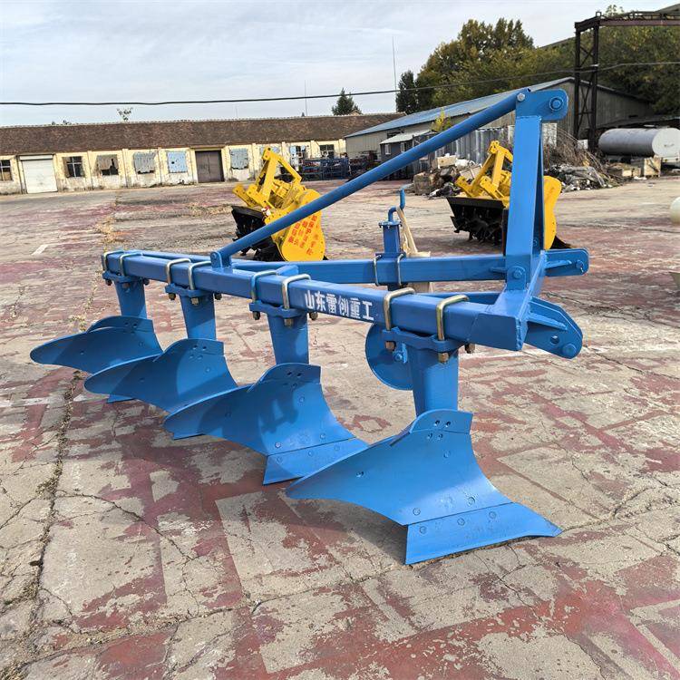 牵引式3铧4铧工程犁高速修路碎土耕地设备农田铧式犁