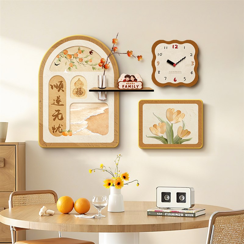 柿柿如意奶油风餐厅装饰画钟表挂钟2025新款餐桌墙面挂画时钟挂墙
