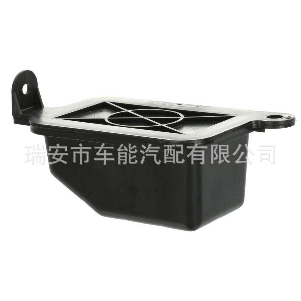 YC2Z-19A566-AA适用于福特蒸汽罐