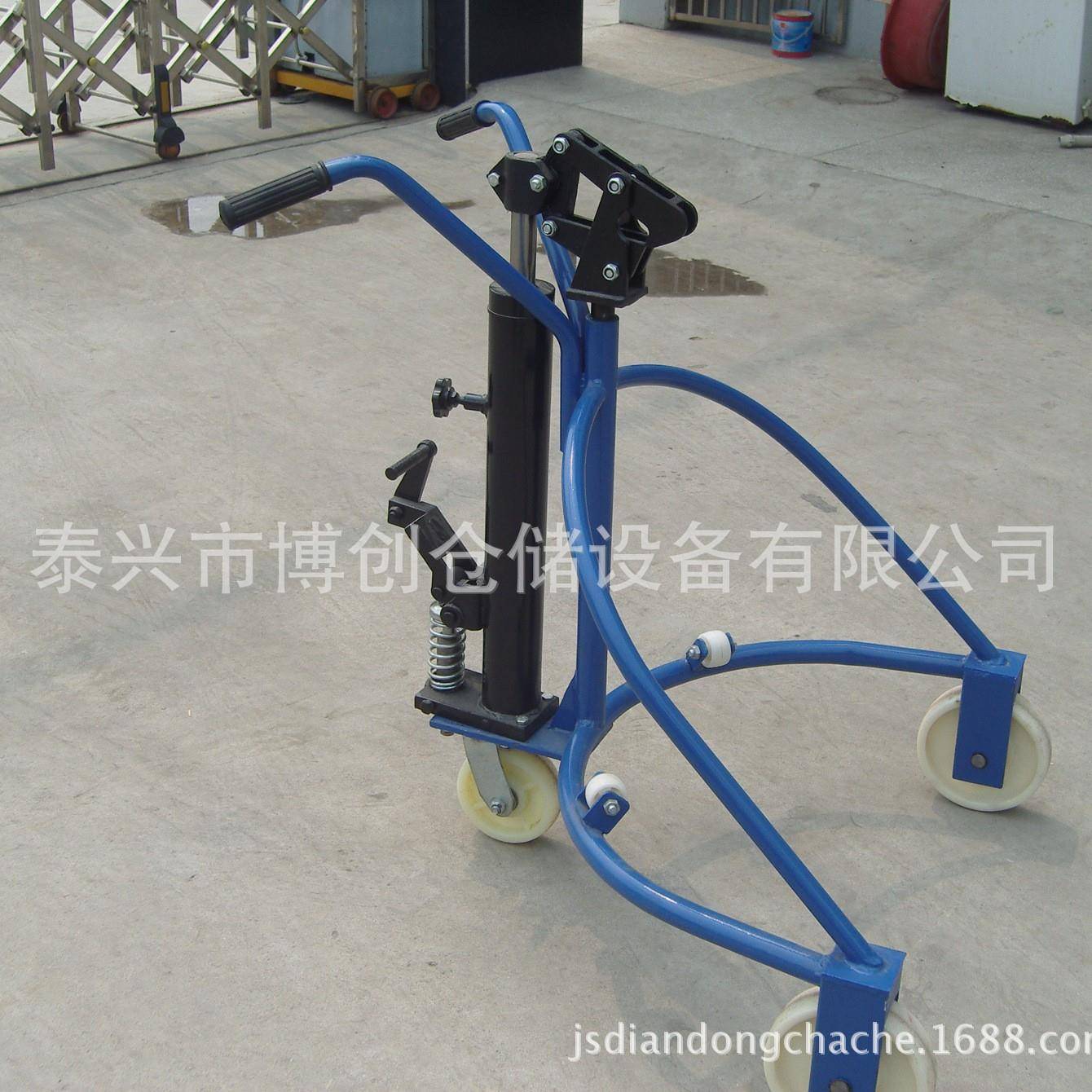 简易式油桶搬运车手拉车橡胶大轮油桶小推车液压油桶叉车工厂