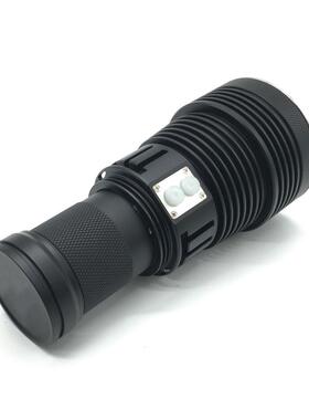 MT07聚光XHP70手电8000流明暖白光750米远射大功率4节18650手电筒