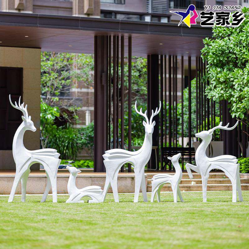 艺家乡玻璃钢抽象梅花鹿雕塑户外园林景区景观装饰几何鹿大摆件