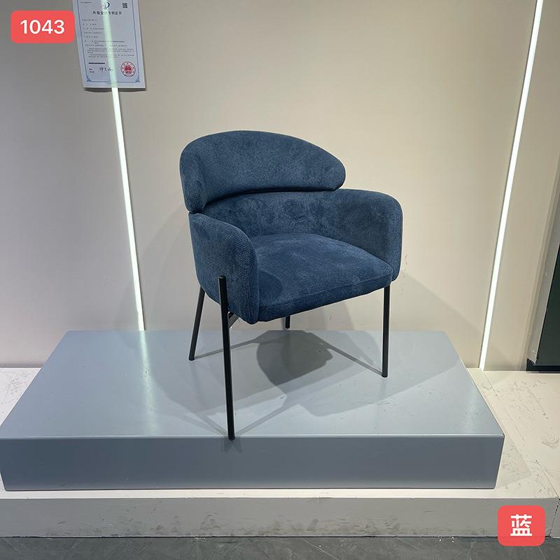 意式复古餐椅家用简约靠背椅餐厅餐桌椅子酒店凳子复古连体椅子