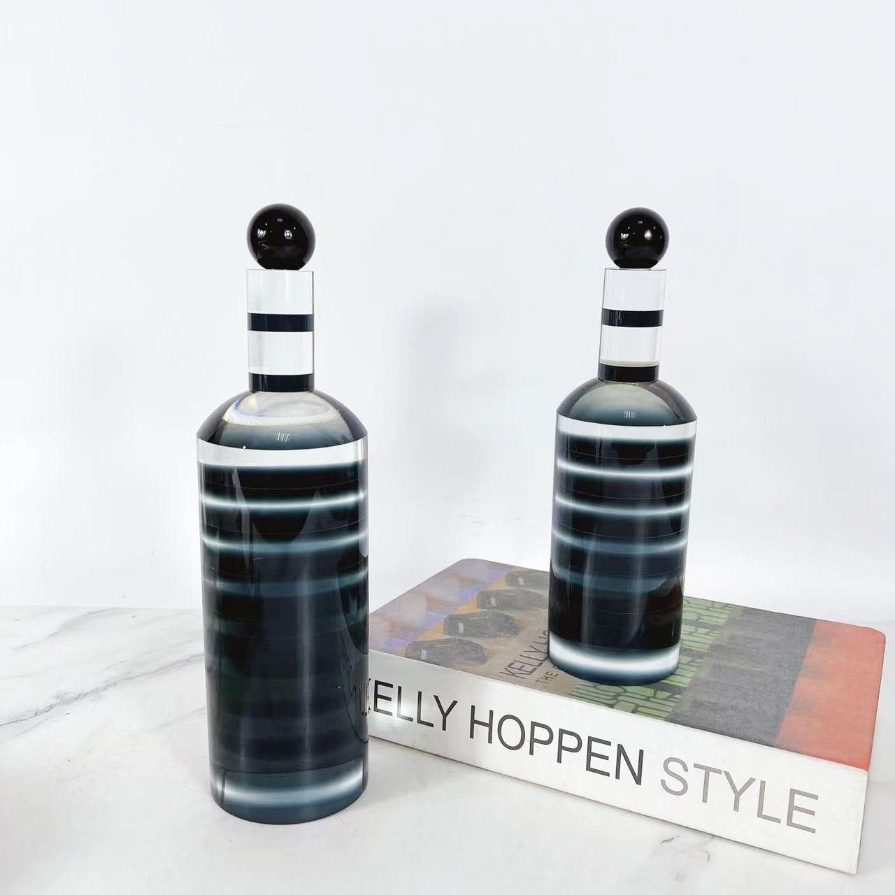 现代简约水晶玻璃黑色条纹酒瓶摆件样板房售楼部客餐厅家居装饰品