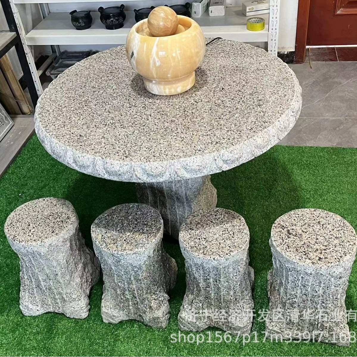 庭院石桌摆件石桌石凳家用象棋石桌子景区休息象棋桌一桌四凳桌子