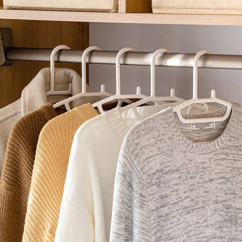 衣架家用挂衣服架子无痕防肩角不起包防滑护衣挂钩塑料晒晾衣新品